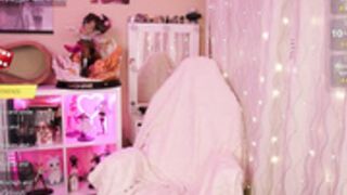 Yourcutewaifu 2/4/2025