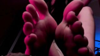 tic__tac__toe feet spit 4