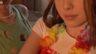 mialandxx 2025-01-26 Mia WetT and nipple slip