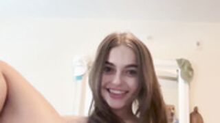 Kinsley Wyatt Roleplay Dildo Riding