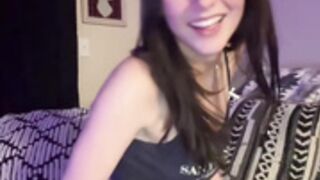 Peachyflowers Takes off Top