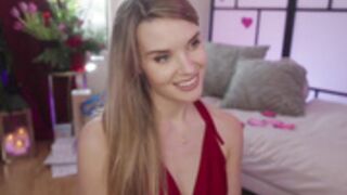 Phoenix_taylor valentine day show part 1 legs stretch