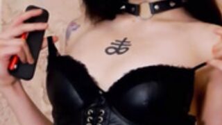 Casseyleights seduces