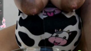 juice6abby9 2024-07-19 milky tits slowly dripping
