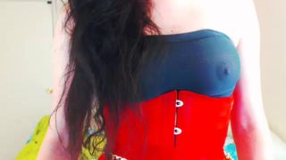 Elizabeth Fox eating her cum