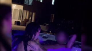Arikytsya Jacuzzi Blowjob 2