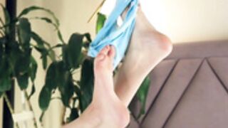 willahadley - 17 feb 25 - The art of teasing