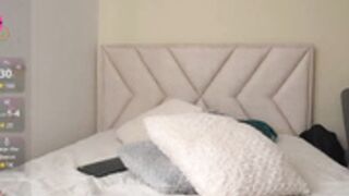 lya_aron_couple_2025-02-20_21-43-00_894