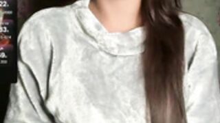 sizzling_zaara jiggles