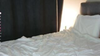 a_p_p_l_e 2025-02-22 12#38