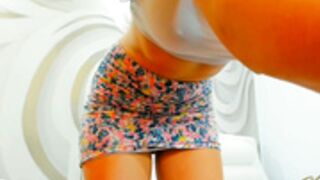 krisi_kiss Tease in a sexy miniskirt