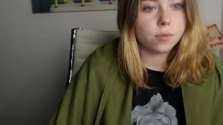 Valarie18 cam recording 2015 November 04-21.13