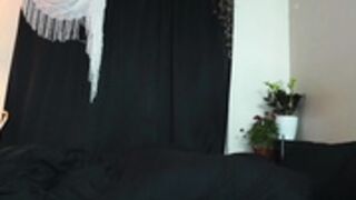 lilypixel 2025-02-25