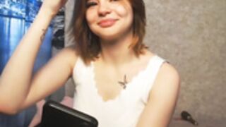 sun_dreamer - 17 feb 25 - 1/2 - lovely redhead