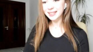 Charming_Girls, fingers her pussy..