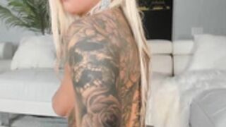 Blonde_riderxxx anal