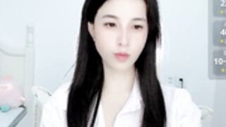 HongKongKitten face slip