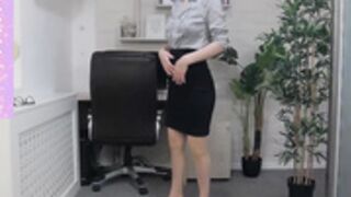 ellamilf-2025-02-07-19h43m