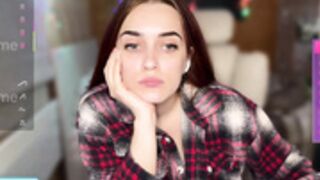 ps4pro 2025-03-02 21#19-008