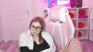anna_todd - 09 mar 25 - not in a good mood