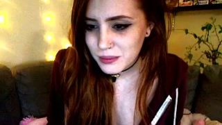 Ellaaa_'s webcam recording (spanking)