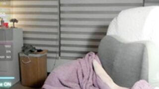 victoriaw__2025-03-14_03-17-00_613