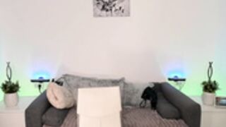 busty ema dld 2