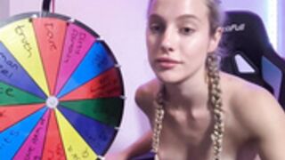 Mercedes the Dancer livestream naked