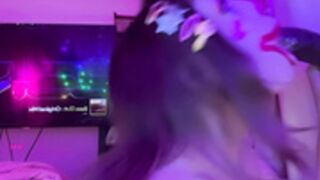 ditzymaruu clown girl gooning to porn