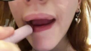 foxy_lexy - masturbates in public change room