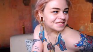 Little_lisa split tongue blowjob