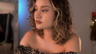 lady di 2025.03.20_13.43.35