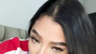 Wyamira toe sucking