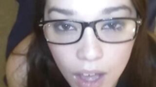Geek GF wants cum