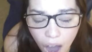 Geek GF wants cum