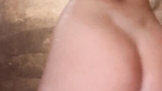 Fitbcheeks, Maria Bagatti - Maria in Shower Twerk Tease