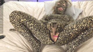 blondehottiek Zentai catsuit blowjob and dildo in pussy