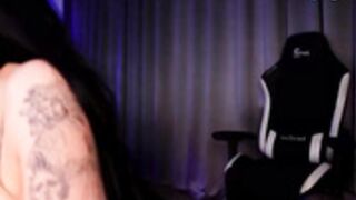 miladenver - 2023-08-07 webcam show