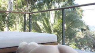 ScarlettKissesXO - Sex besides the pool