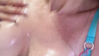 Angelique ASMR tit massage