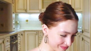 Shirley Whitney bounce her boobs close to cam