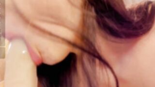 camilla gives some good head