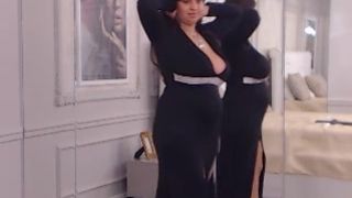 bustygizelle - close up nipple