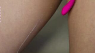 anniehillofficial_ dripping creamy pussy peeks tease
