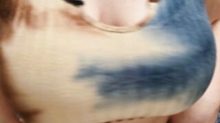 Thicc Busty Girl Twerks