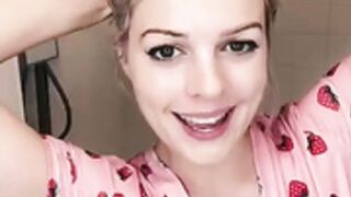 Bri Blossom - Shower Masturbation