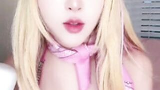 Misswarmj-im a barbie girl