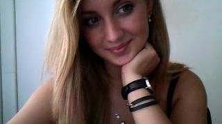 Tianna95 / Ellie16 Super-gorgeous brunette teen