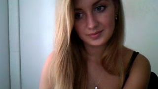 Tianna95 / Ellie16 Super-gorgeous brunette teen