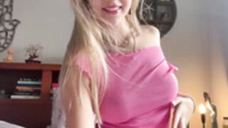 Kittengirlxo Skin Tease